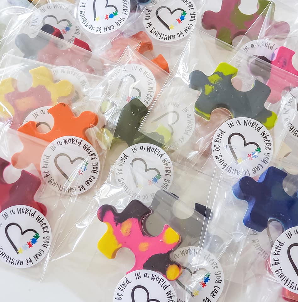 5 Autism Puzzle Piece Crayons - Wholesale