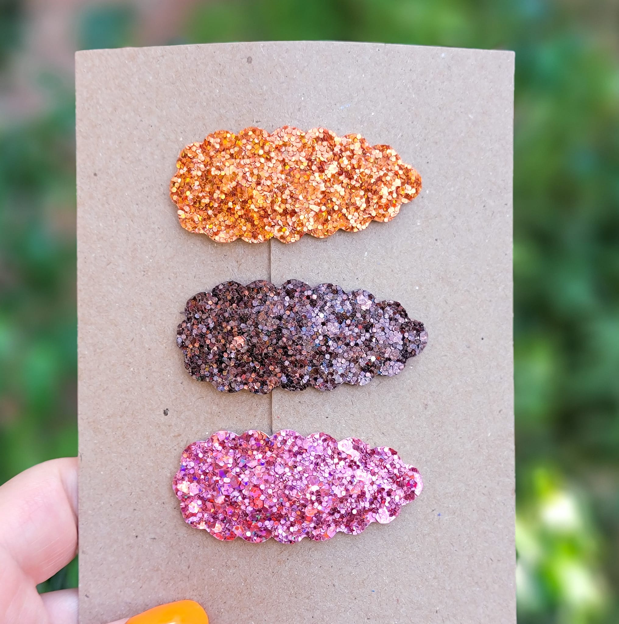 2.5 inch Scallop Snap Clip Set of 3-Fall Holos Wholesale